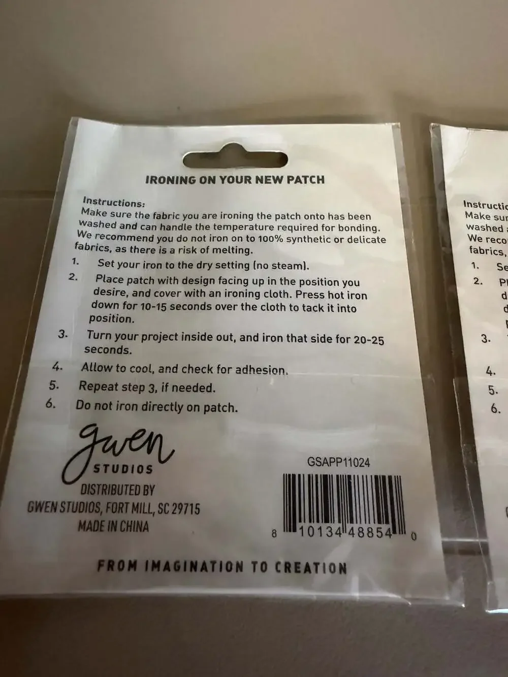 Gwen Studios Iron-On Embroidered Patch Set (Alien and French Fries)
